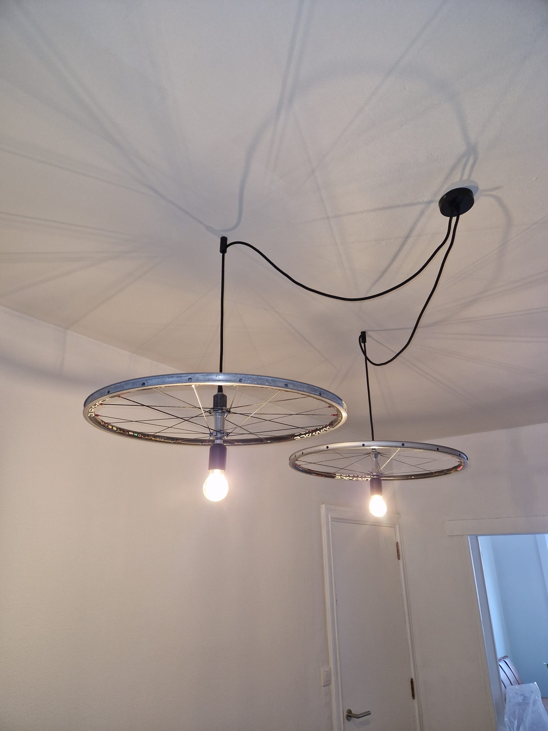 Op maat gemaakte verlichting van fietswielen